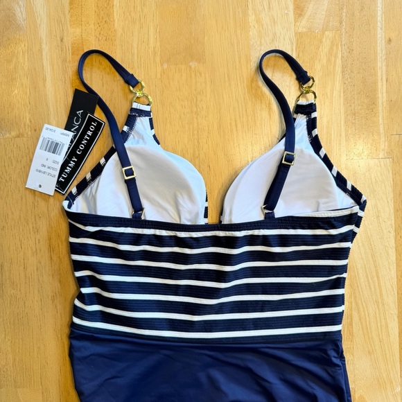 NWT LA BLANCA Capri Stripe Plunge One Piece Size 8 - Picture 8 of 12